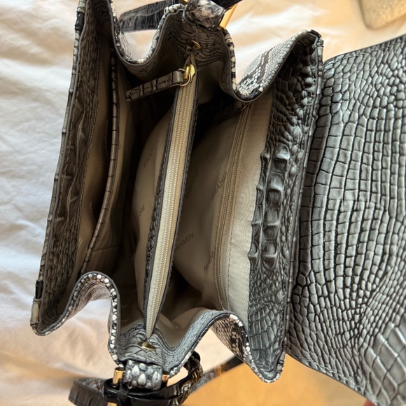 HTF BRAHMIN Margo Steel Fontaine Crossbody - Picture 4 of 8